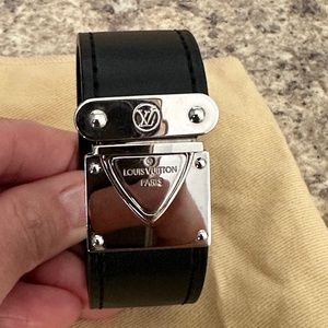 LOUIS VUITTON Nomade Koala Black Leather Bracelet